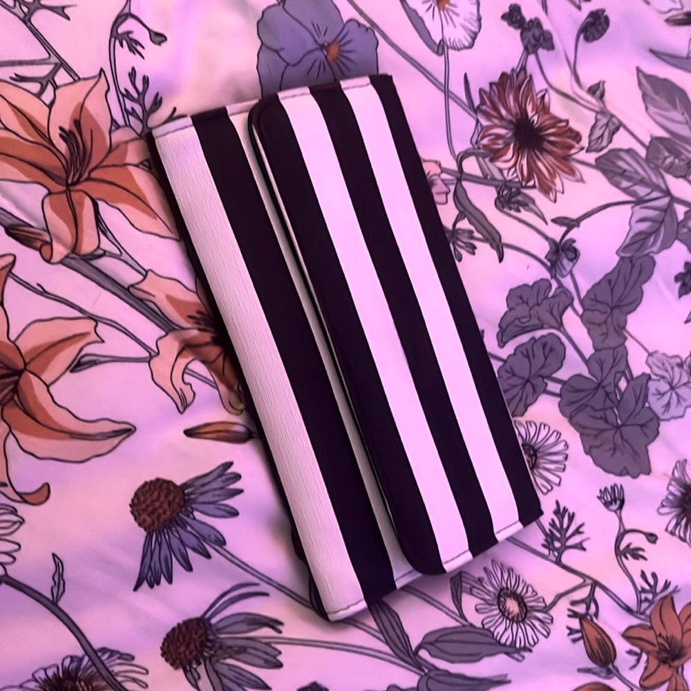 Medium size black and white striped billfold wallet